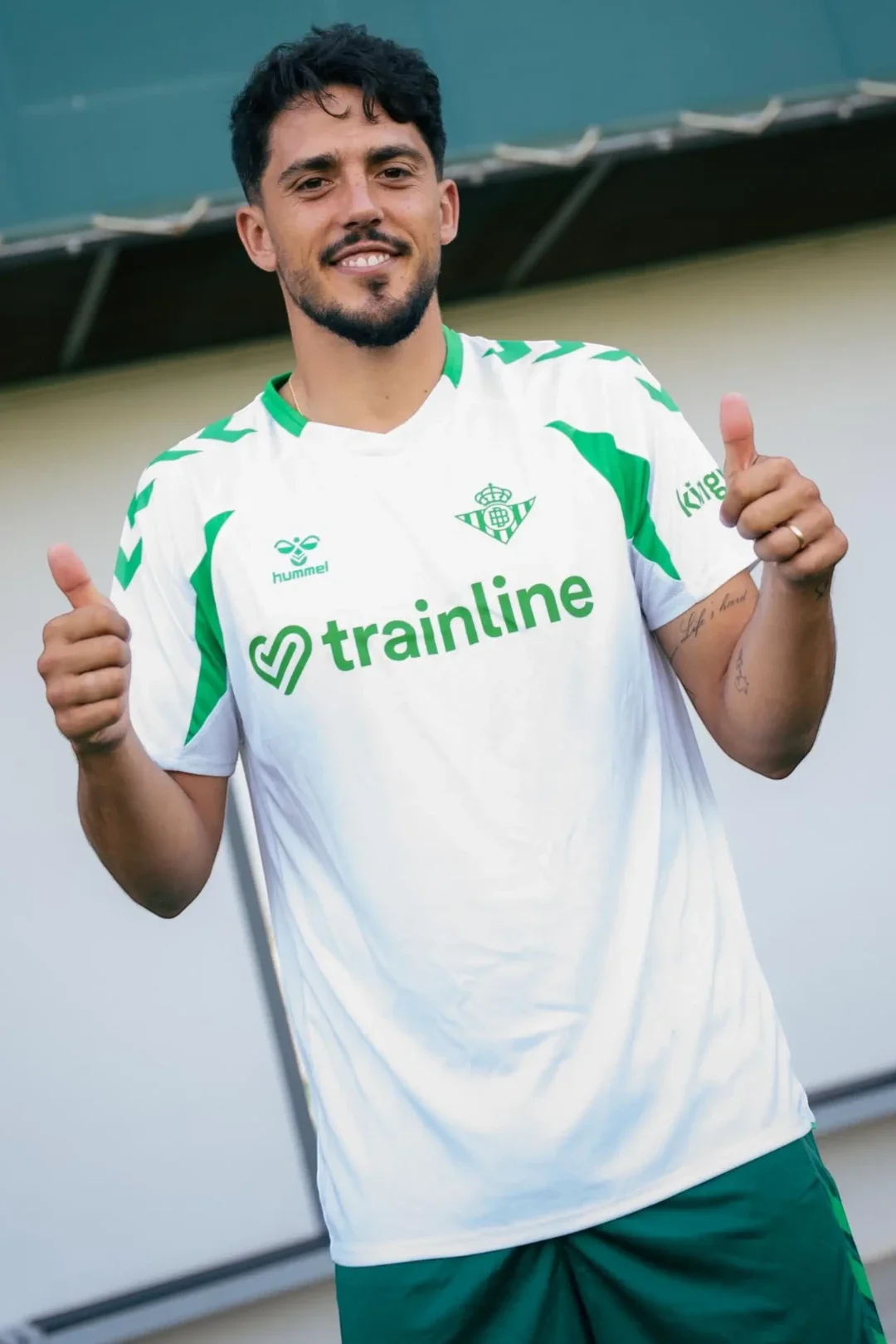 Camiseta Manga Corta Entrenamiento Infantil Blanca Real Betis 26/27