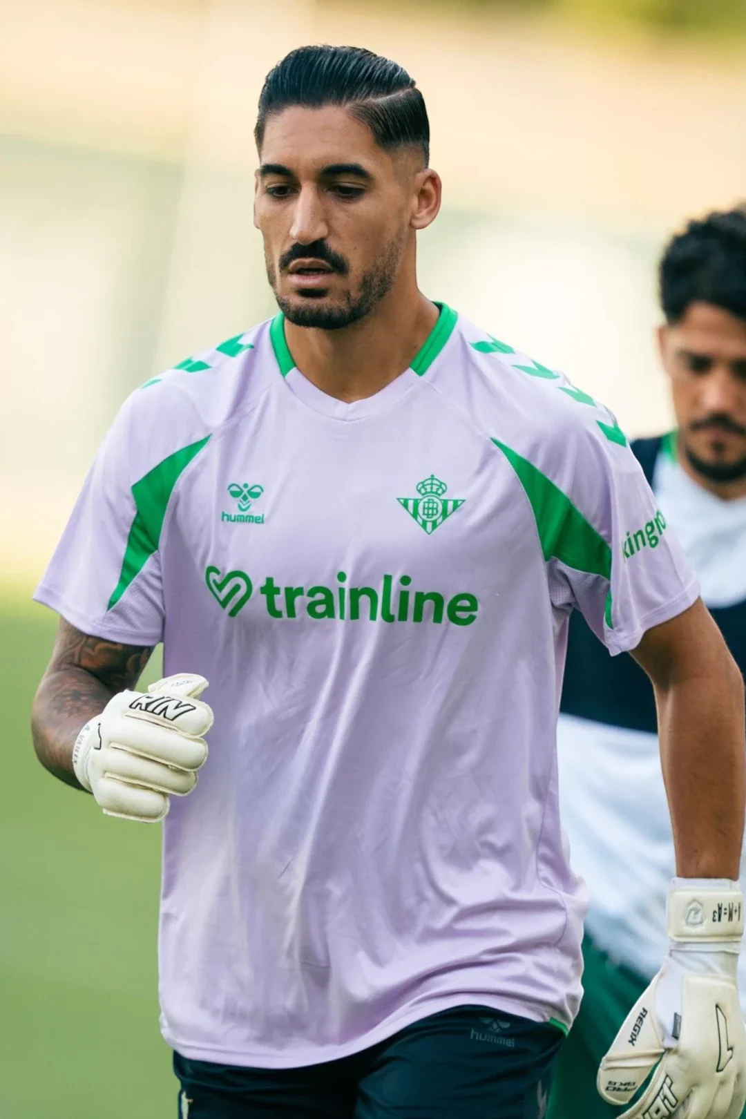 Camiseta Manga Corta Entrenamiento Adulto Malva Real Betis 26/27