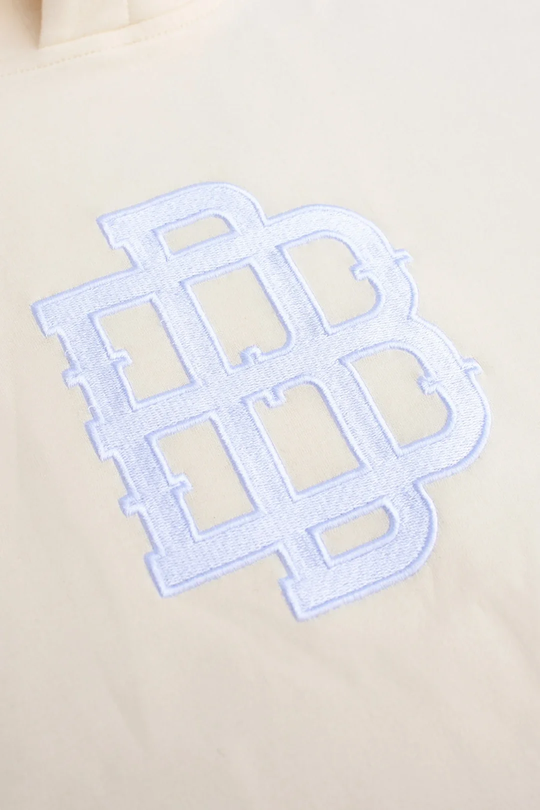 Sudadera Capucha Real Betis Adulto Beige/Blanca
