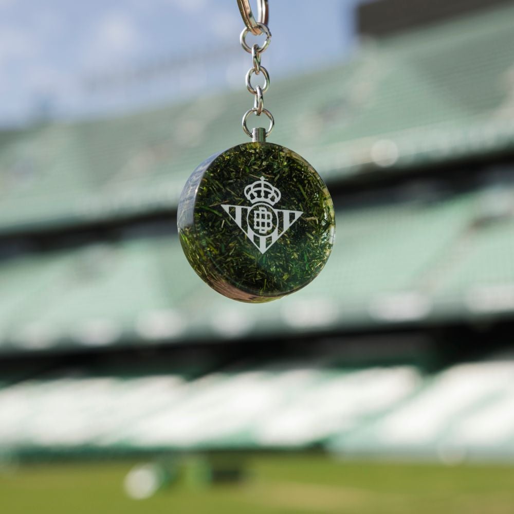 Llavero con Césped Real Betis Balompié