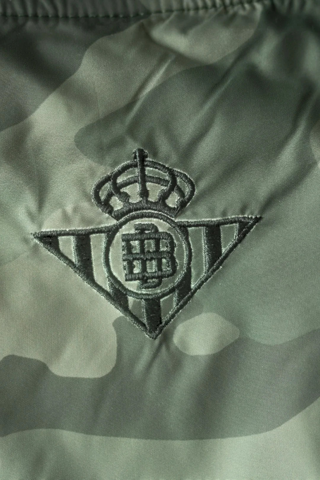 Chaqueta Camuflaje Real Betis Con Cremallera Hombre