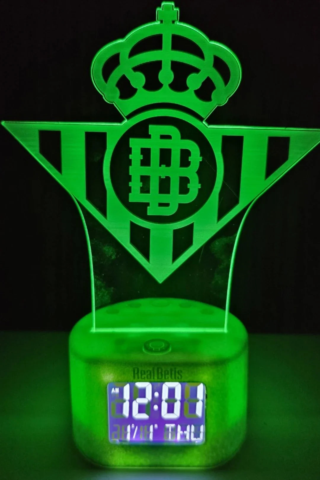 Despertador con Luz Escudo