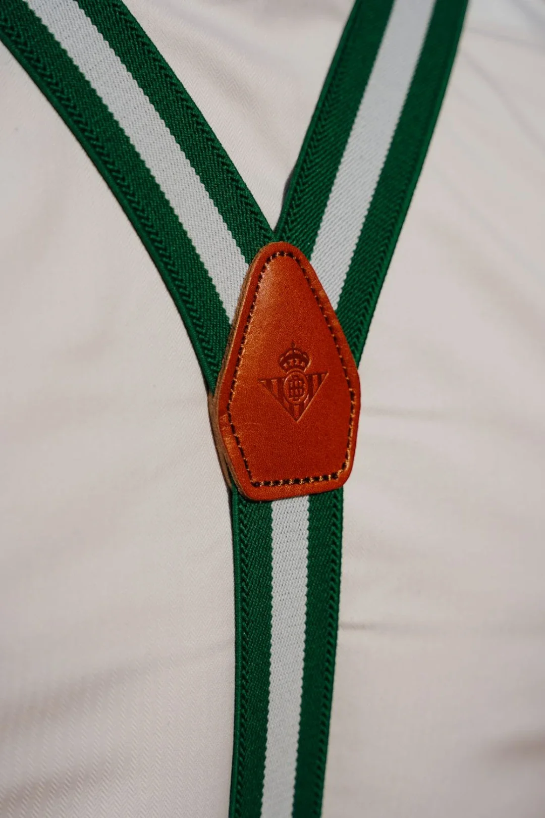 Tirantes Elástico Verde/Blanco Adulto